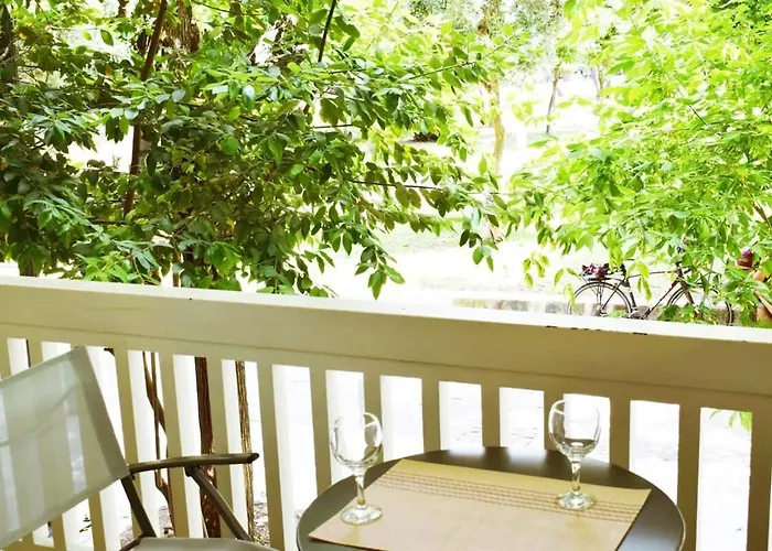 Stylish Apt In The Historic Heart Of The City