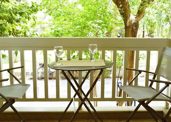 Stylish Apt In The Historic Heart Of The City